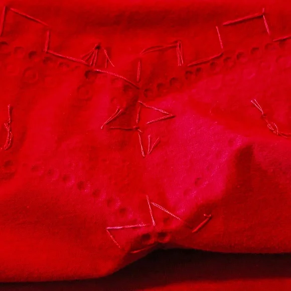 TOP, HAND SEWN MULTICOLOUR BEADS, RED, SIZE 3X, ROUND NECK, LONG SLEEVE, DIANE - Picture 9 of 15